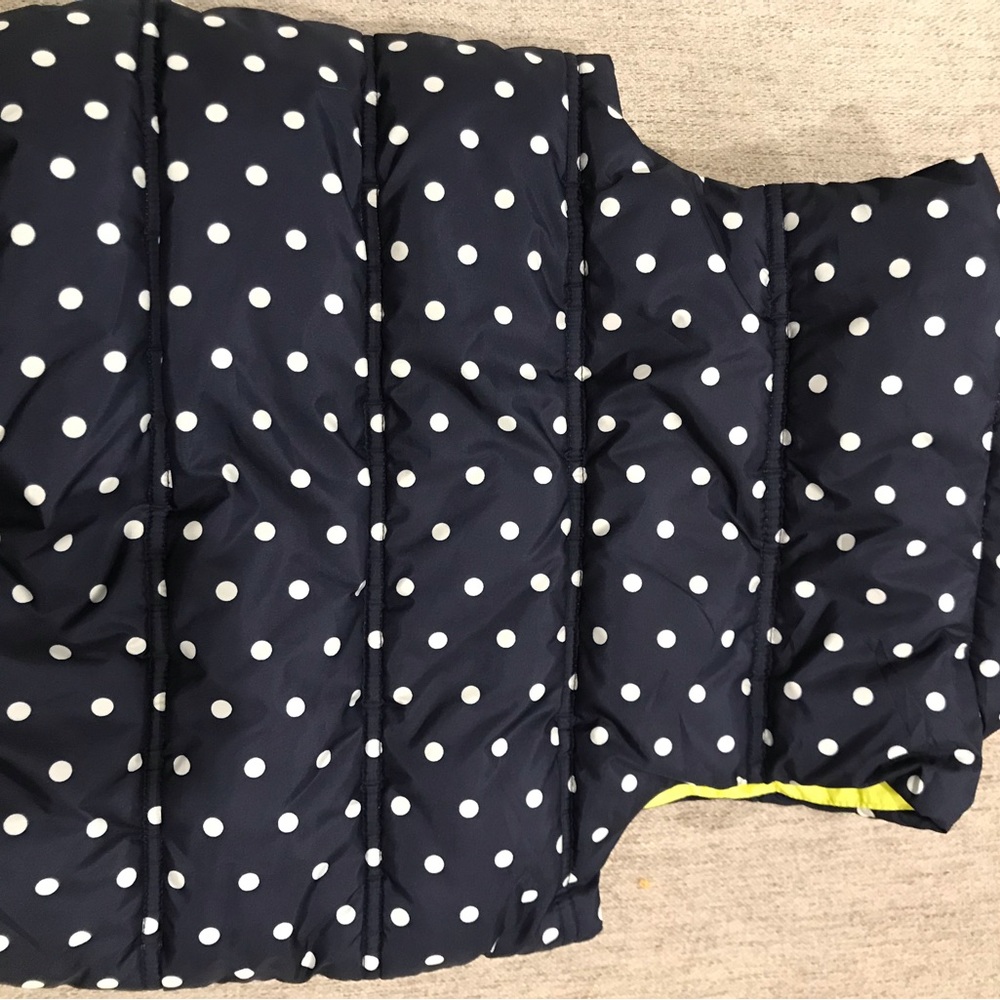 Kids gap vest